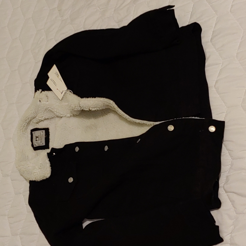 Black Jean Jacket w Sherpa Lining by Fashion Jeans wear.